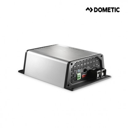 Polnilni pretvornik Dometic PerfectCharge DCC 1212-40 12/12V 40A