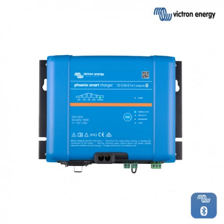 Polnilnik VICTRON Phoenix Smart  IP43 12V 50A 